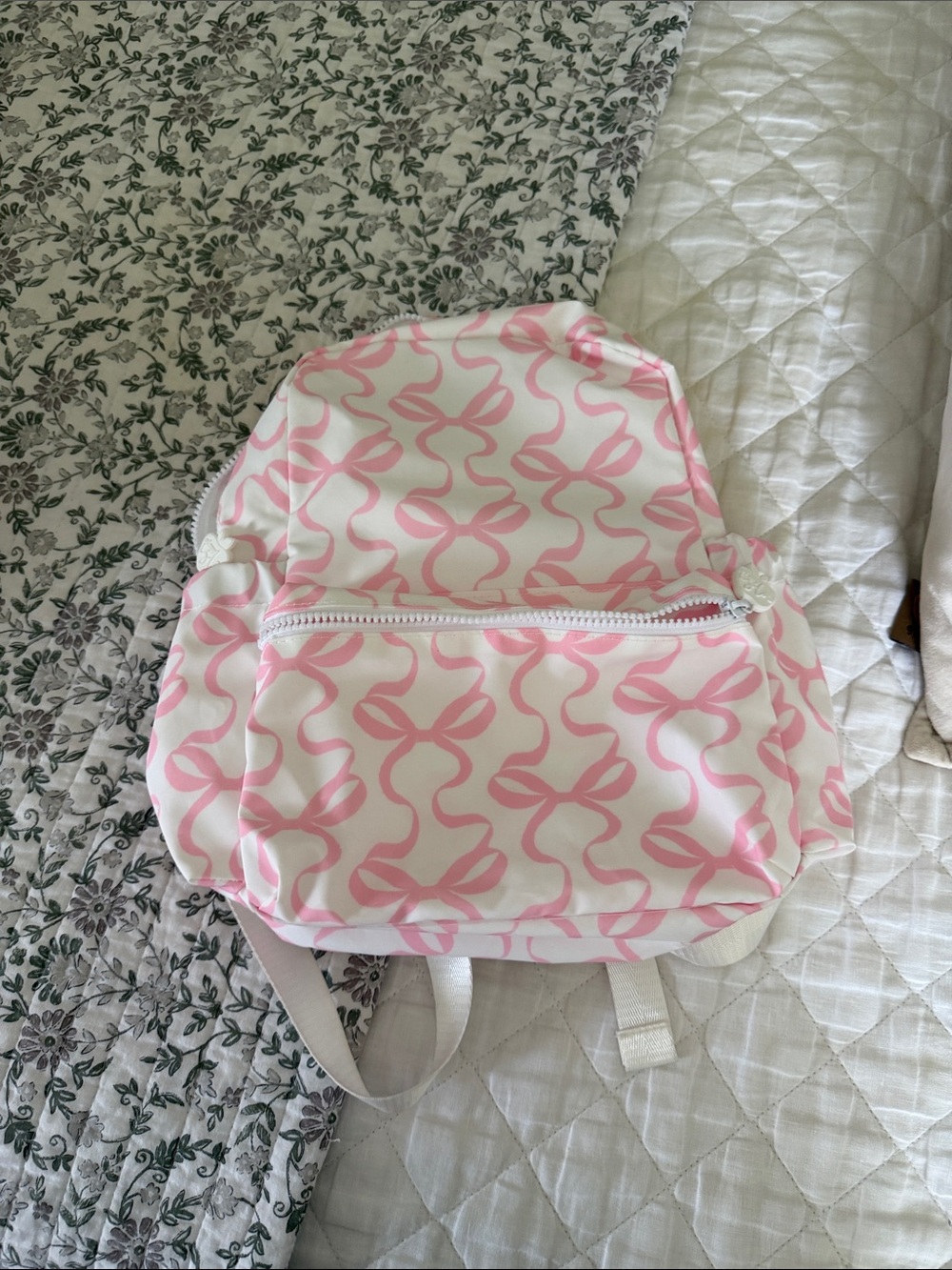 Apple of My Isla backpack SMALL